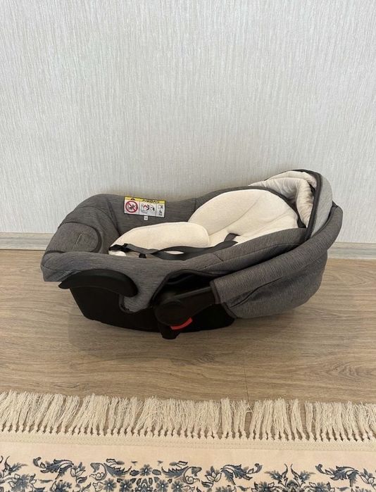 Продам коляску Adamex barletta 3 в 1
