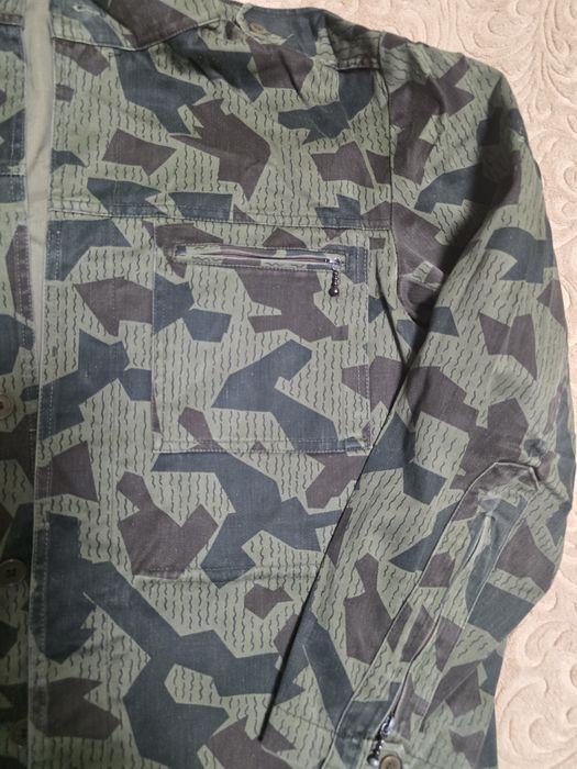 Камуфлажн  шуба с подплата, ризи, панталони