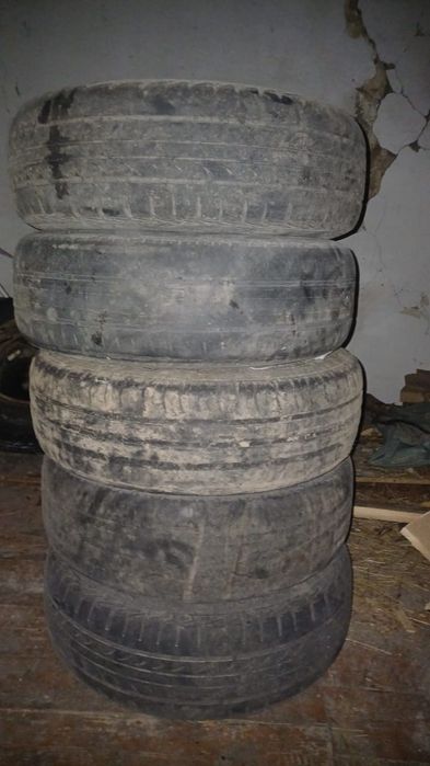 Продам 5 титанок с летней резиной