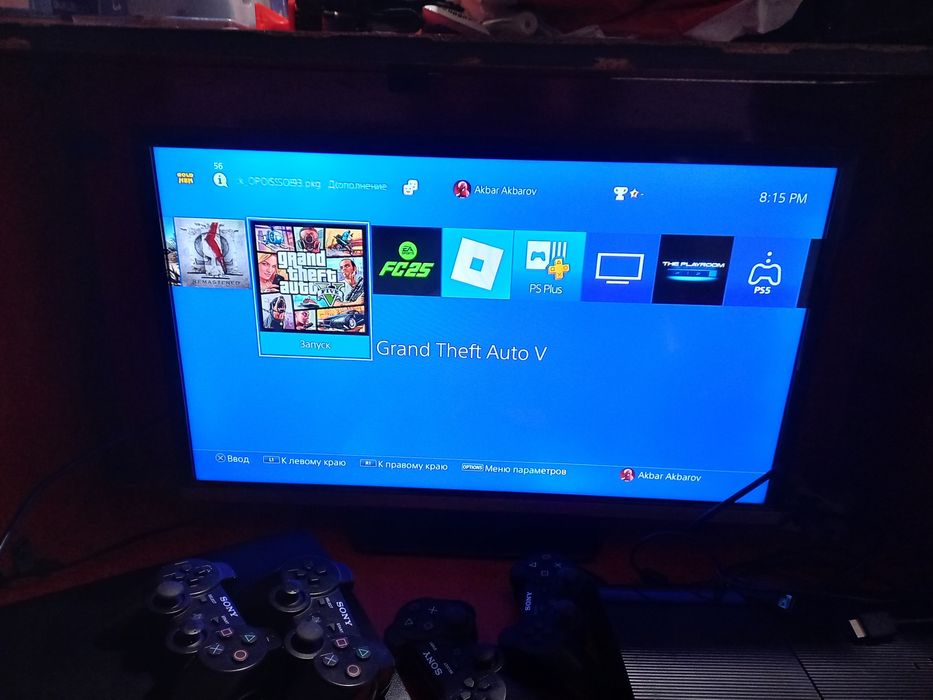 PS4 slim tiniq 500GB hotirasi o'yinlari bor 2ta djoystik bor plombasi