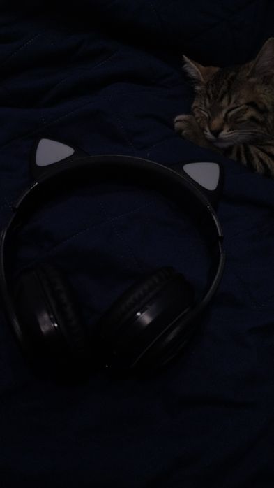 Наушники с кошачьими ушками