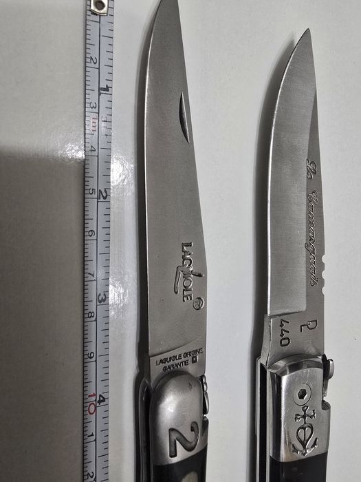 Cuțite buzunar Camarguais si Laguiole