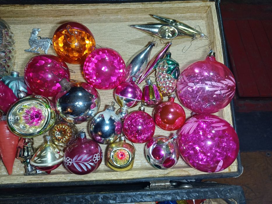 Игрушки Времён СССР. Три гирлянды. Только оптом. рабочие.