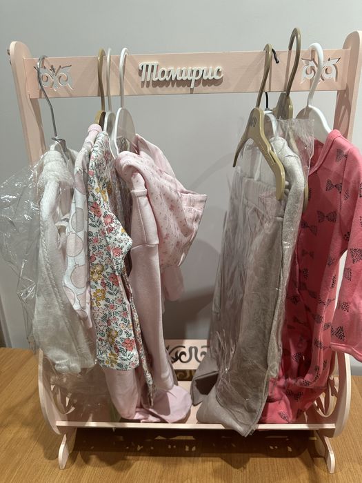 Продам вешкалку (стойку)