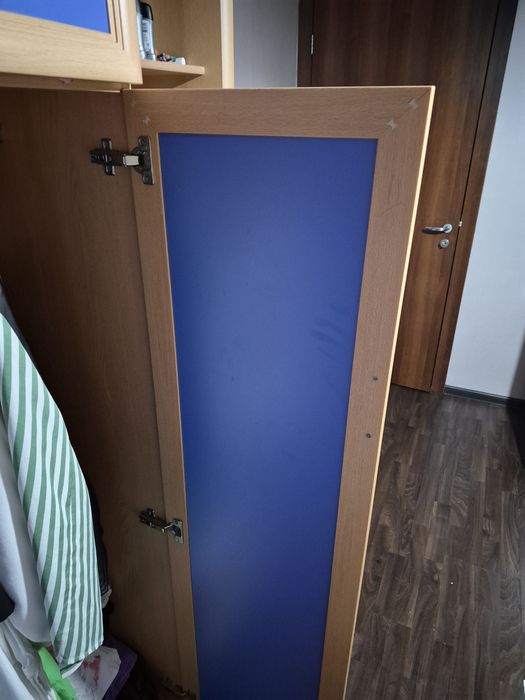 Гардероб за спалня