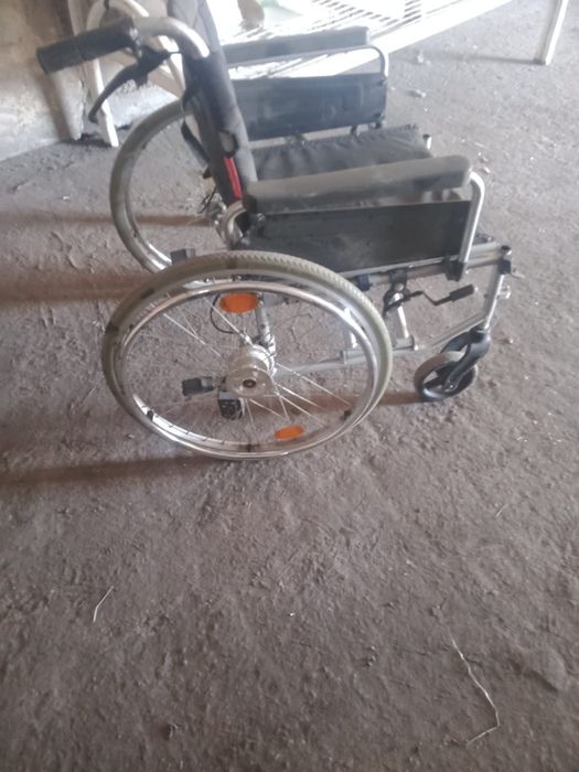Инвалидная коляска б/у