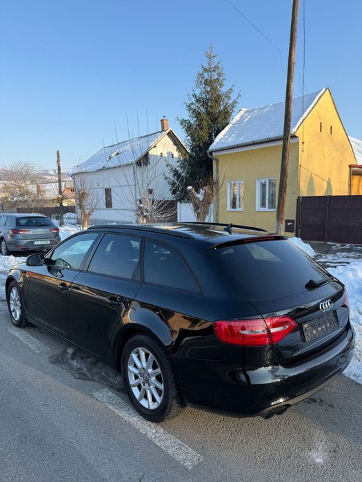 Audi A4 S-line 2013 2.0 diesel 177cp TOP