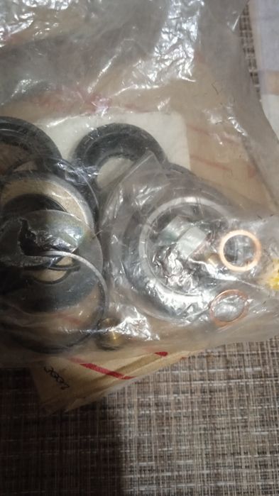 На Рав 4 запчасти