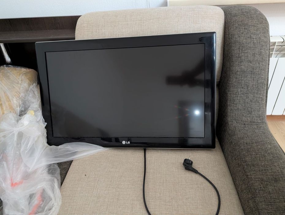 Телевизор LG б/у