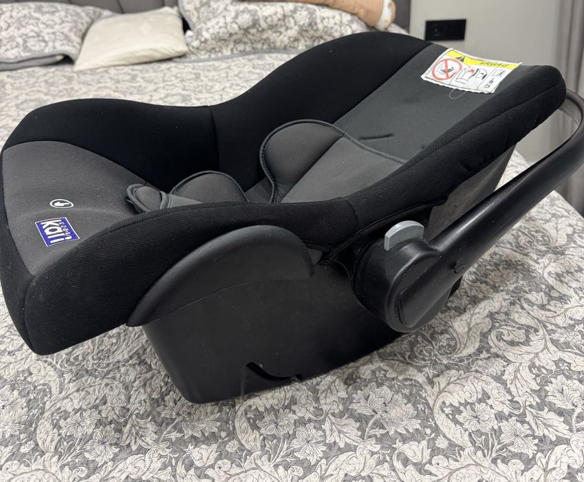 Продам автокресло-люльку