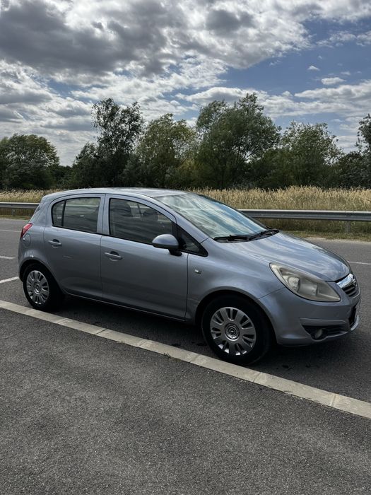 Opel corsa-d  1,4 benzina an 2008