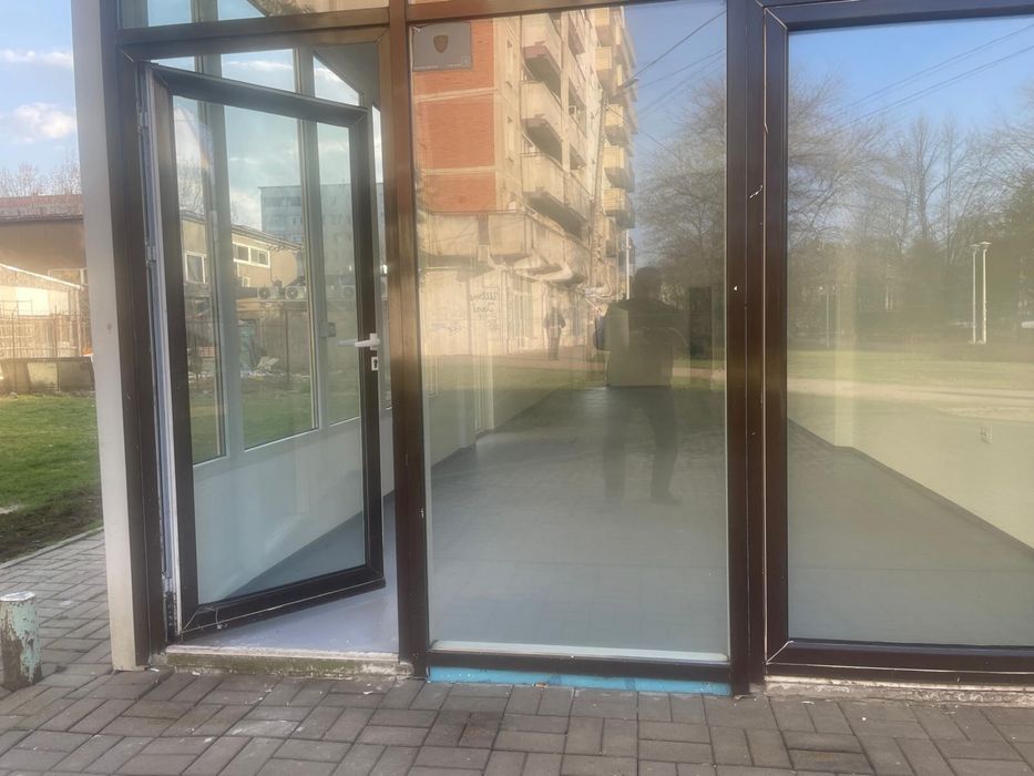 Inchiriez spatiu comercial in Alexandru