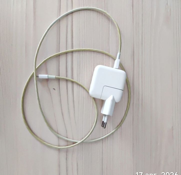 Айпад Apple Air A1475