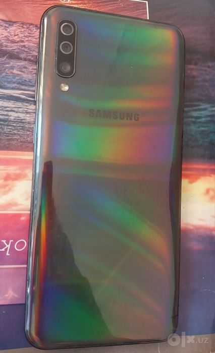 Samsung A50 telefoni