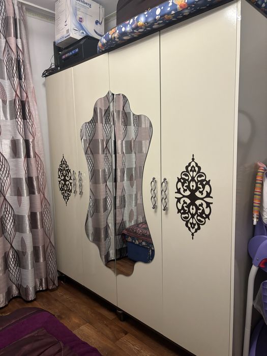 Спальный гарнитур