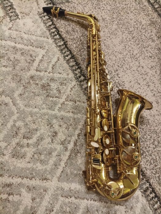 Саксофон альт , американец