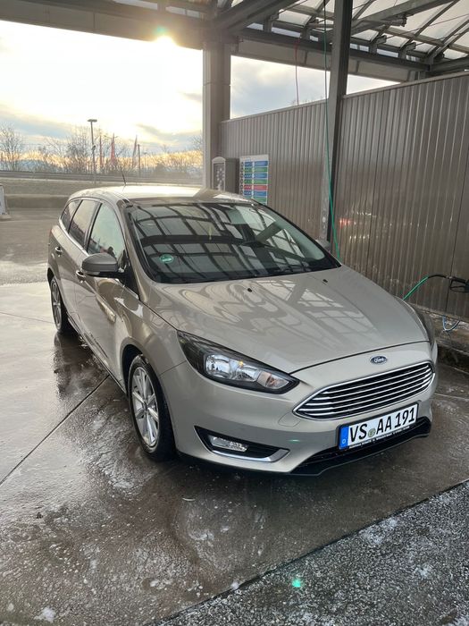 Ford focus 2015 rulata doar in Germania