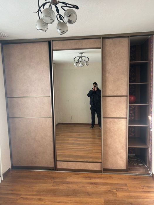 Продам зеркало от шкафа (только зеркало)1