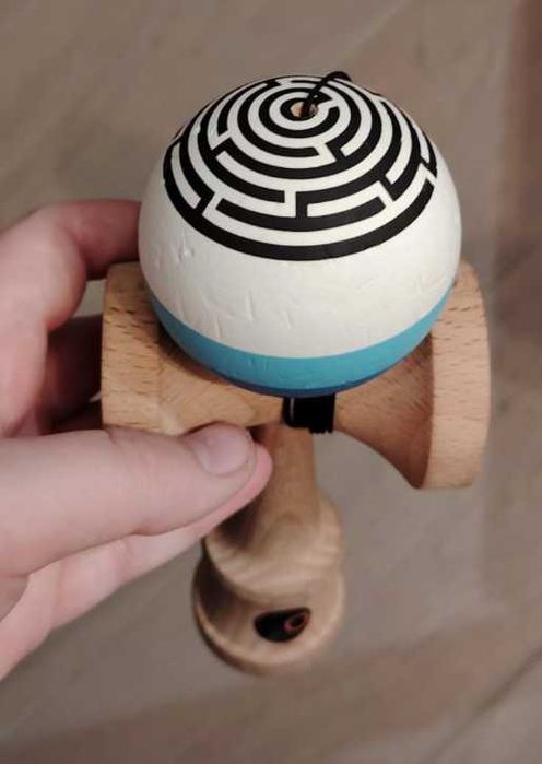 Okendama anti skid v2  blue maze
