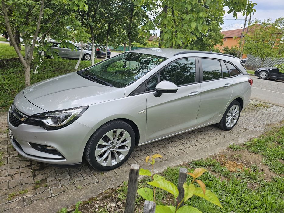 Vând Opel Astra k 2016