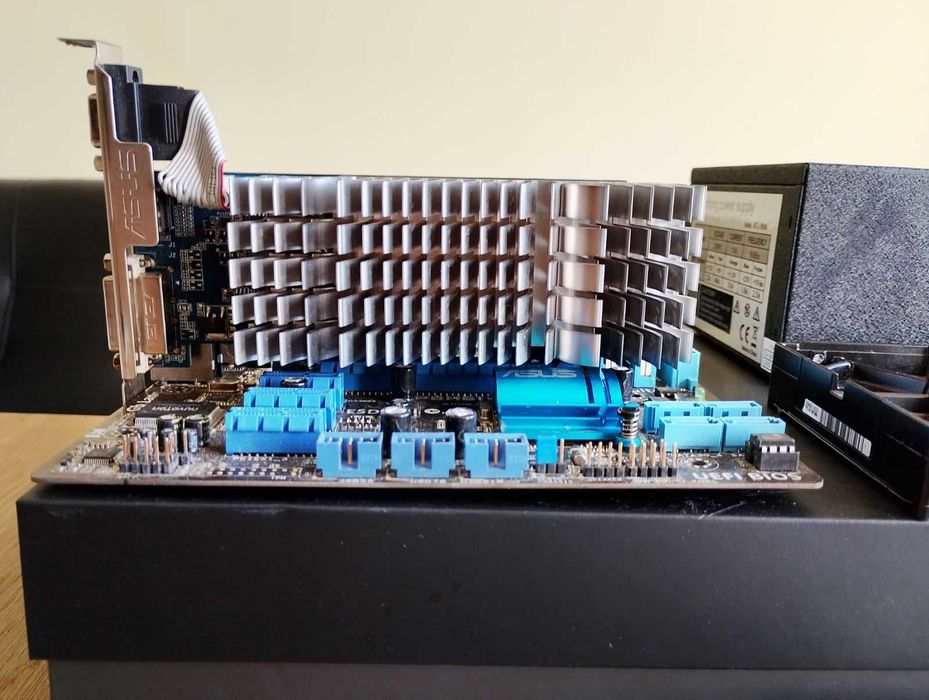 Дънна платка + Процесор + Памет + Видео карта ASUS GTX 560 Ti GTX 780