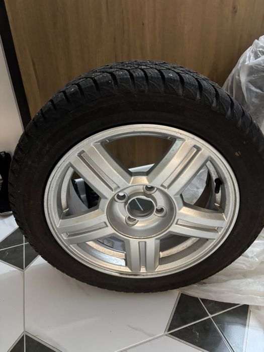Продам Торусы с резиной Зима