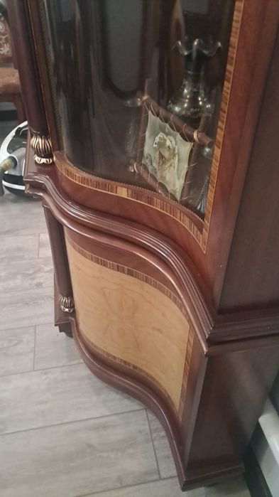 Сервант в гостинную