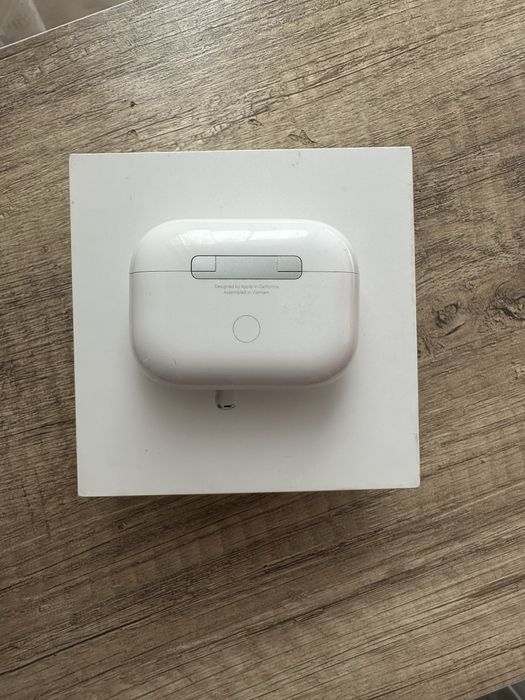 Наушник. Кейс airpods pro 2 оригинал