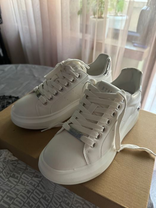 Обувки Steve Madden