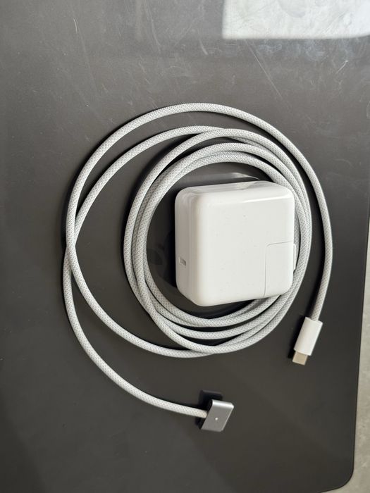 Macbook Air m2 2022г