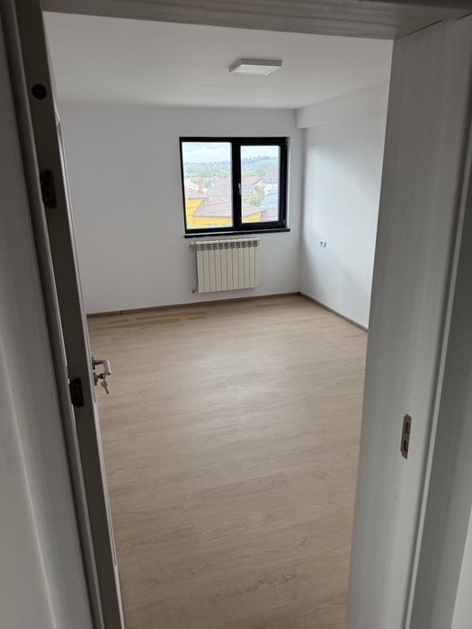 Apartament bloc nou 86mp2 util / predat la cheie / proprietar