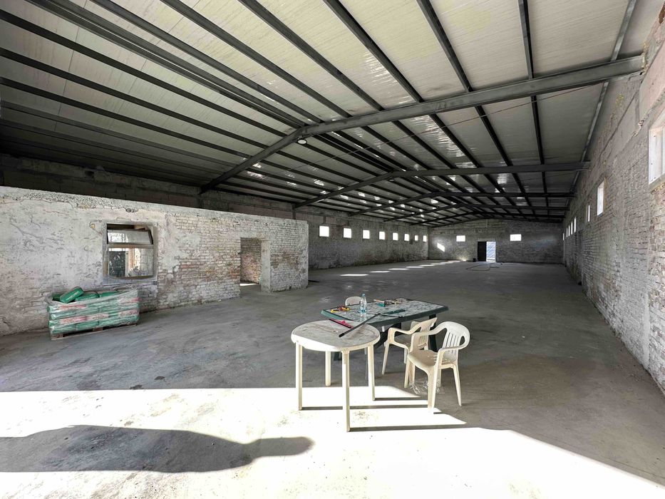 Дава се под наем Склад в Съединение - 570 кв.м за 1275 € - Снимка #2