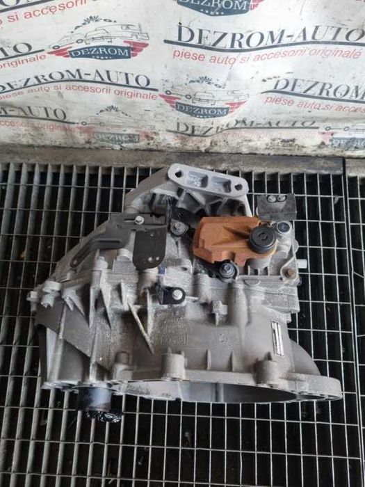 Cutie de viteze manuala 6 trepte LR036006 Jaguar Land Rover 2.2 D