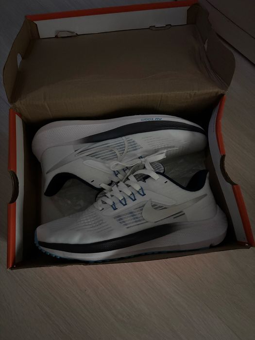 Продам кроссовки Nike Air Zoom Pegasus