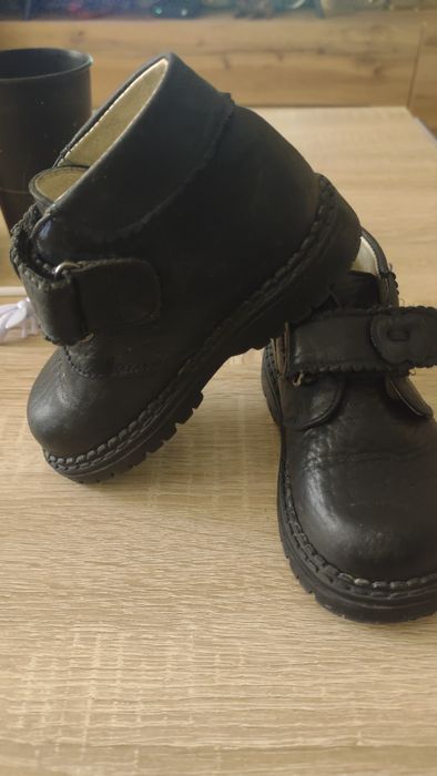 Боти естествена кожа 14см. 23 номер