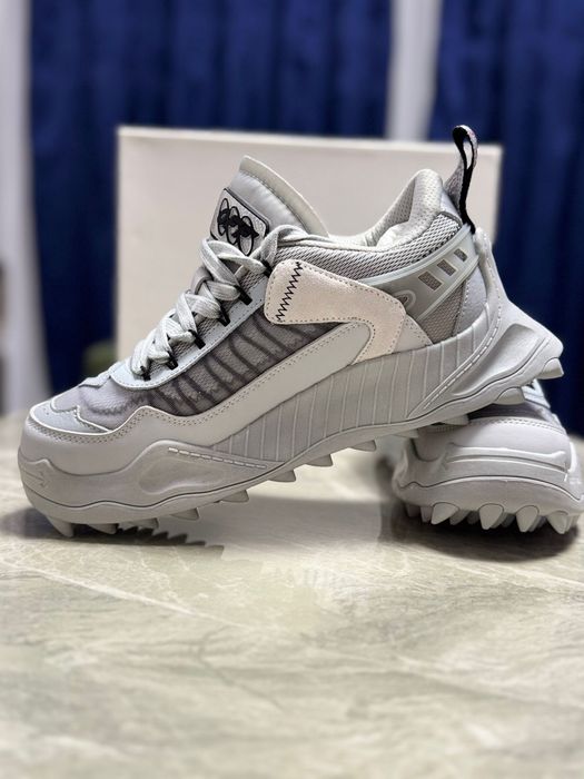 Vand off white odsy-1000