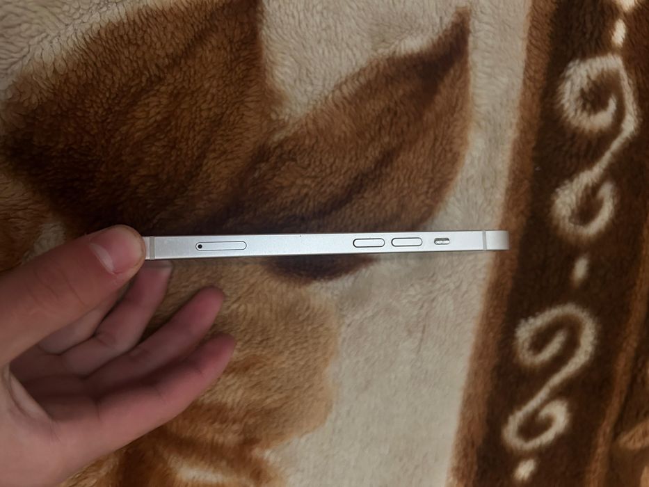 Айфон 13 128 гб срочно