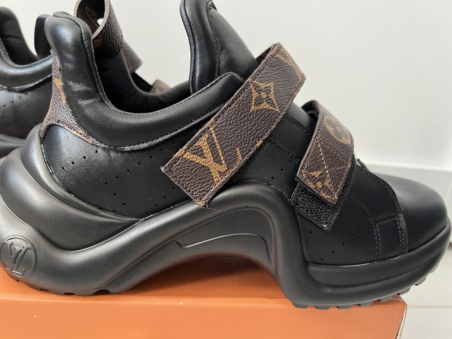 Продам макасины новые,заказывала с Алматы