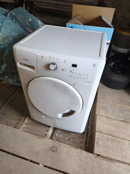 Сушилня Whirlpool 6 sense