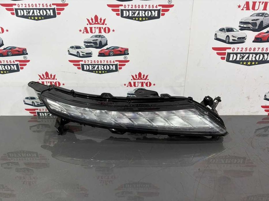 DRL Dreapta 8310A060 / EDM92206010 Mitsubishi Eclipse Cross (GK_)