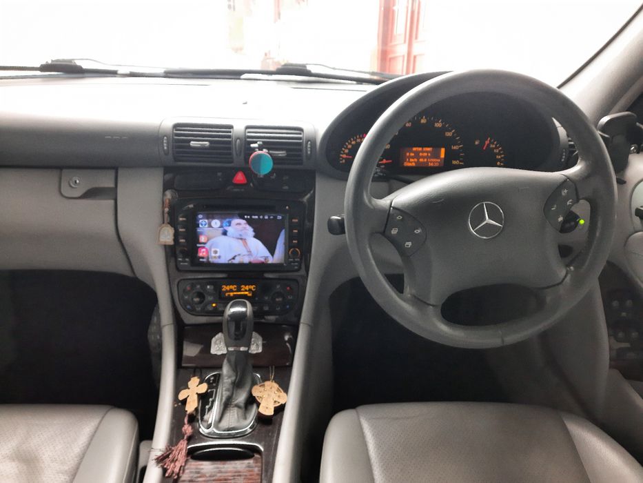 Vând cutie de viteză automată cu motor 2l benzină kompresor