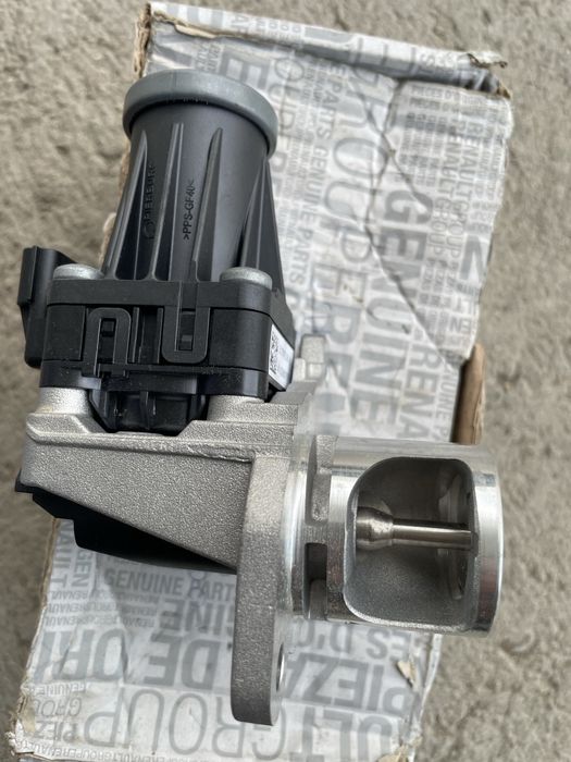 Egr  147105308R Pierburg 1,5 dci Renault Nissan Mercedes-Benz H8200129863 7.03435.02.0