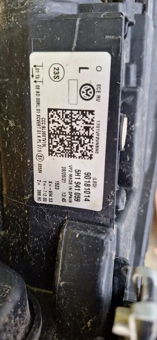 far stanga volkswagen golf 8 led iq.light