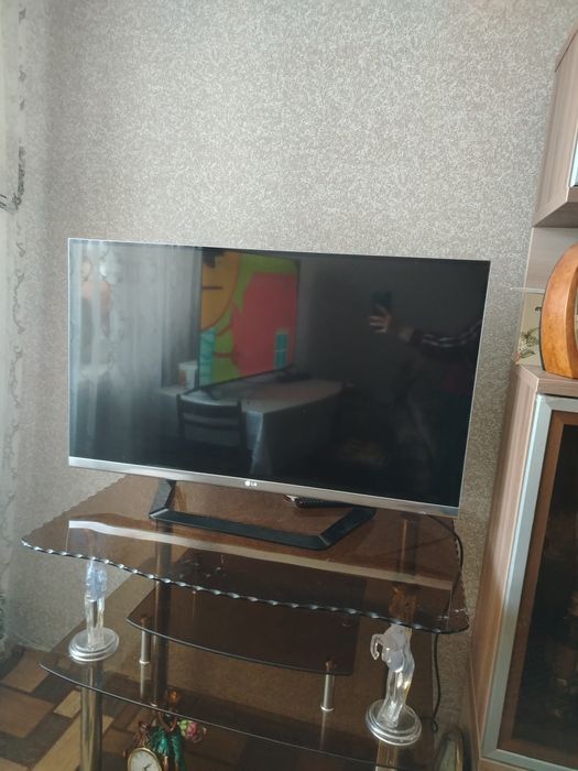 Продам теливизор LG