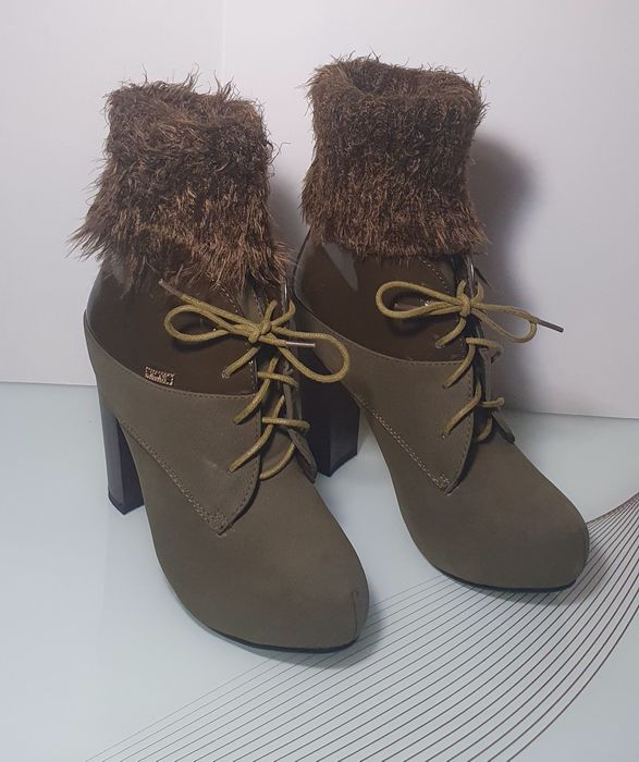 Ботильоны хаки цвет