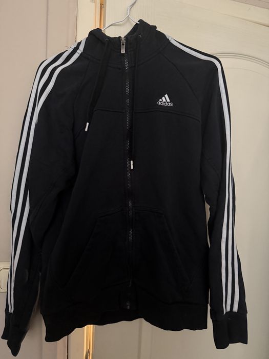 Adidas Essentials 3 Stripes / SIZE S