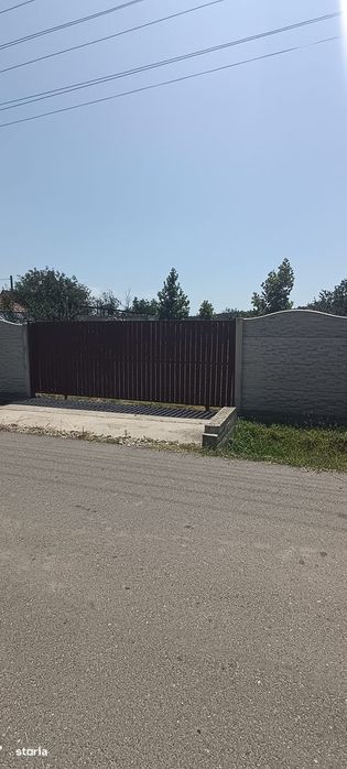 Teren Intravilan 2.449 Mp-Breasta,Dolj| Asfalt + Utilități La Poartă
