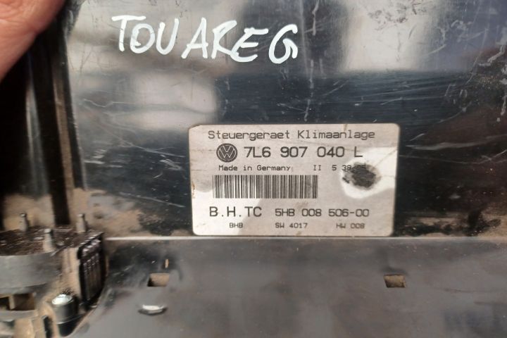 Comanda clima 7L6907040L 7L6907040L Volkswagen VW Touareg generatia 1