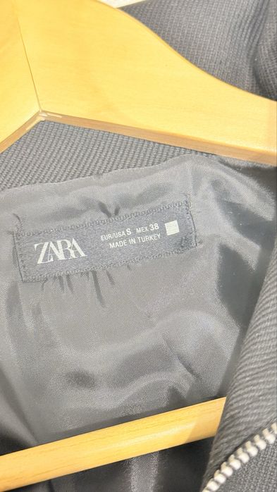 Жакетка Зара новая