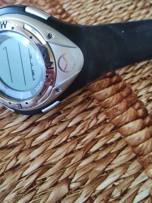 Мултиспорт часовник  MERCEDES BENZ